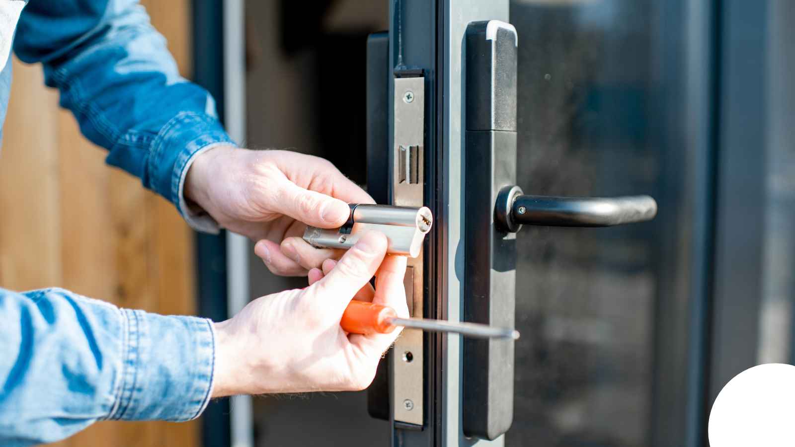 Locksmith in Charlotte, NC — Joseph Transponder Key Programming